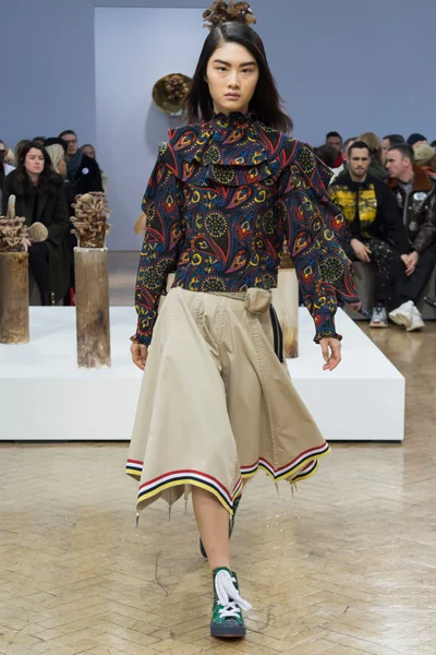 Look 7